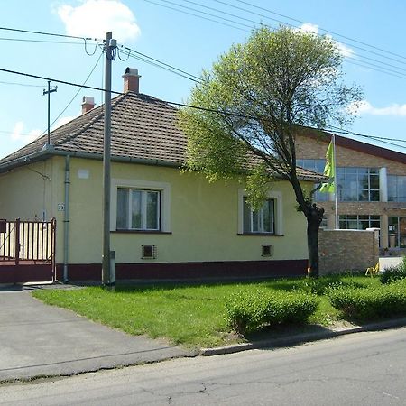 Apartament Toth Maganszallas Hajdúszoboszló Zewnętrze zdjęcie