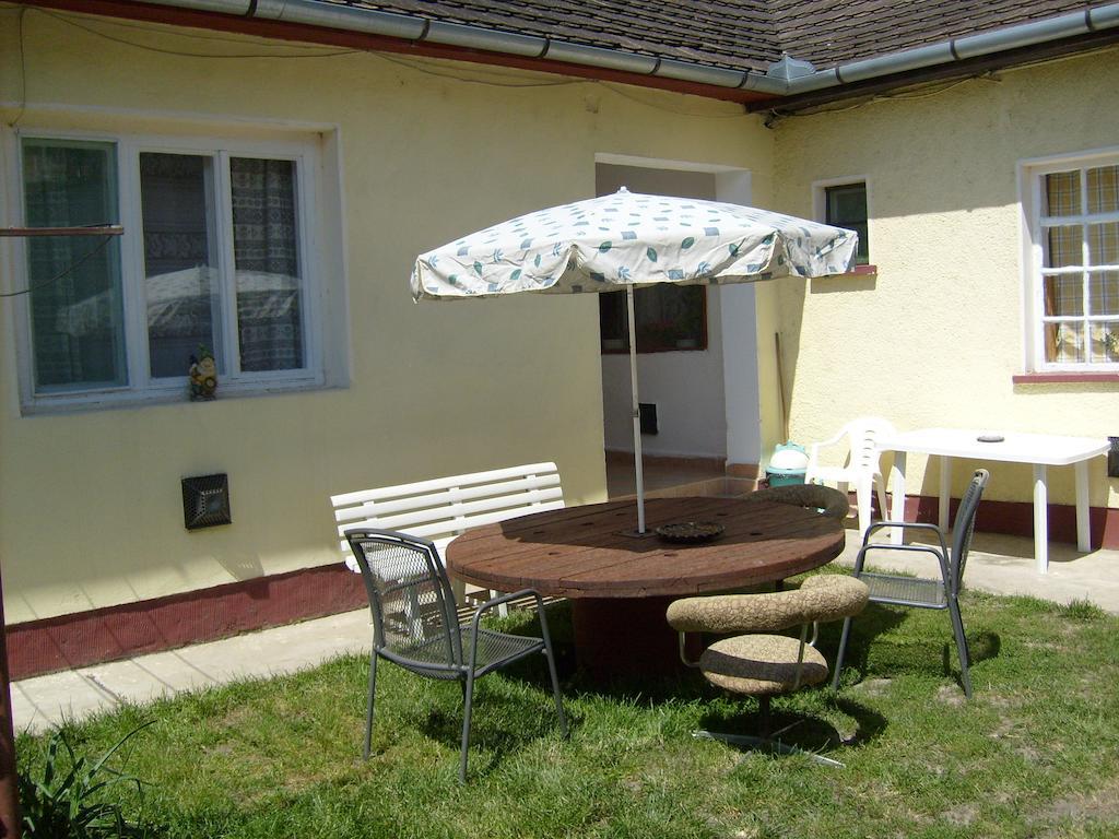 Apartament Toth Maganszallas Hajdúszoboszló Zewnętrze zdjęcie